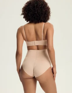 Majtki modelujące Smooth