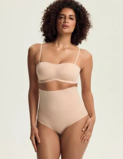 Majtki modelujące Smooth