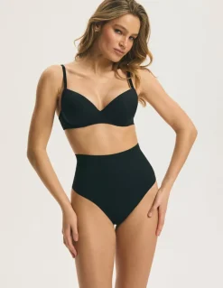 Stringi Seamless