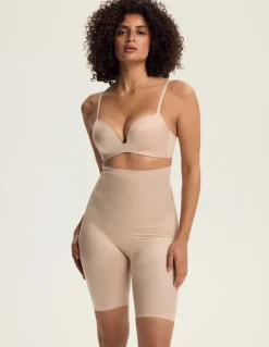 Szorty modelujące Shapy